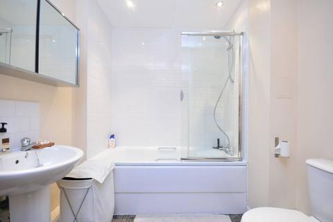 2 bedroom flat for sale, Galleria Court, Peckham, London, SE15