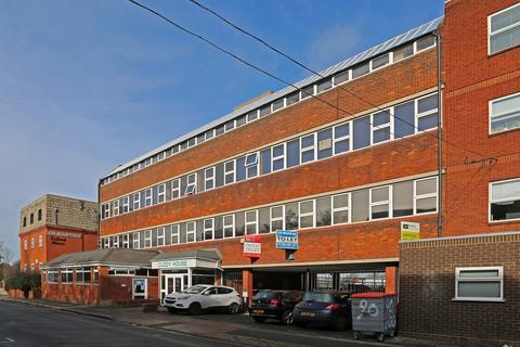 Office to rent, 90-100 Collingdon St Luton LU1 1RX