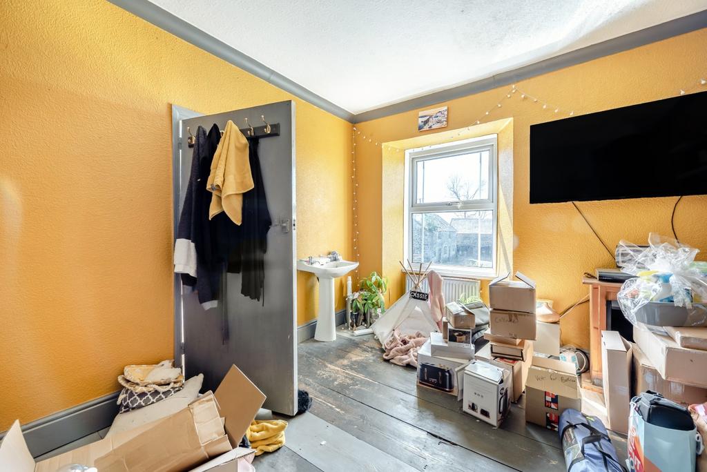 Front Bedroom 2