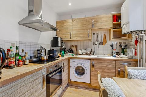 Studio to rent, Grenville Place, South Kensington, London, SW7