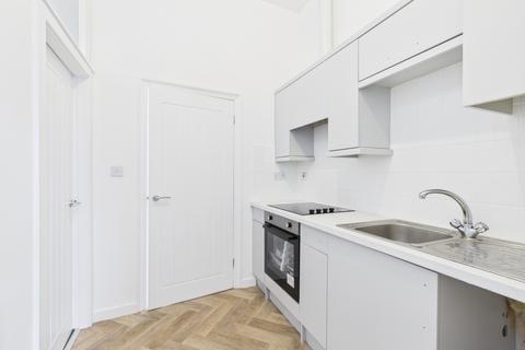 undefined, Flat 3 366 Ormskirk Road, Wigan, WN5 9DD