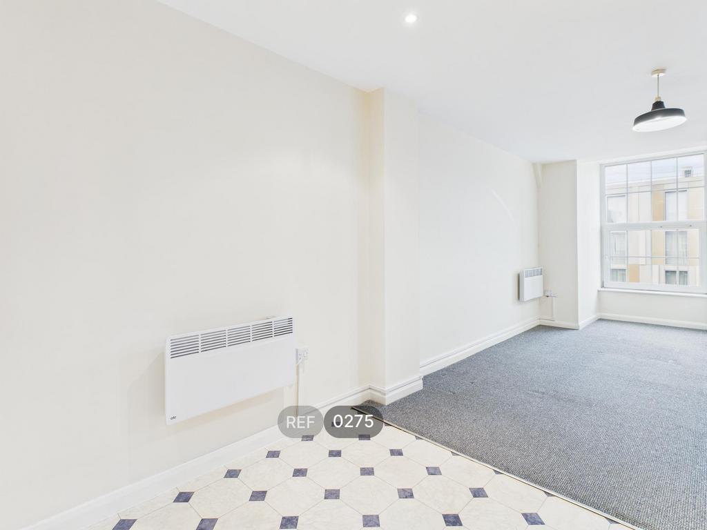 Kitchen / Living area