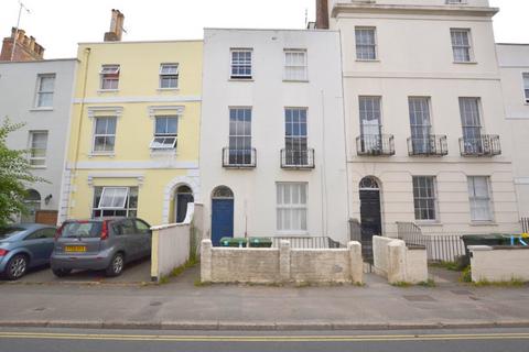 undefined, Hewlett Road, Cheltenham GL52