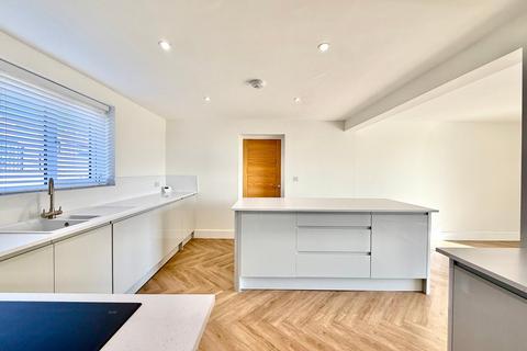 3 bedroom bungalow for sale, Augustan Drive, Newport NP18