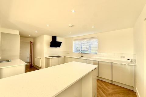 3 bedroom bungalow for sale, Augustan Drive, Newport NP18