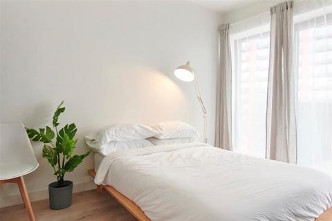 undefined, Lyell Street London E14
