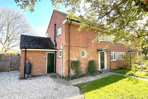 3 bedroom semi-detached house for sale, Alanbrooke Road, Salisbury SP4