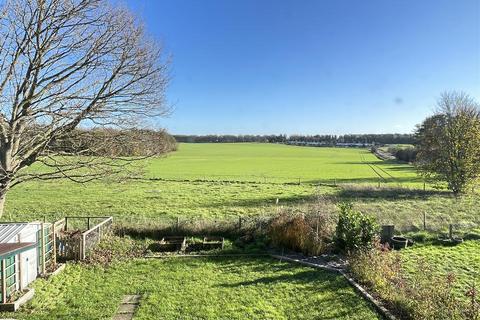 3 bedroom semi-detached house for sale, Alanbrooke Road, Salisbury SP4