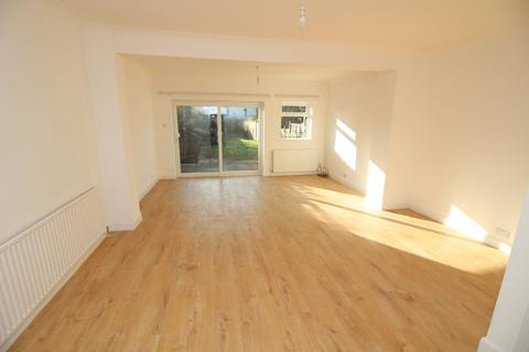 undefined, Lincoln Road, Worcester Park KT4