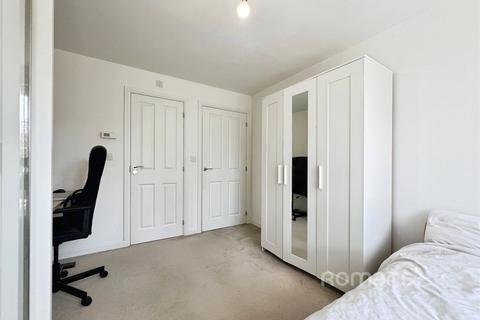 undefined, Charteris Close, Wellesley, Aldershot