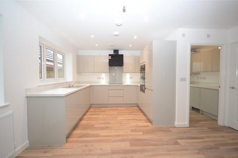 4 bedroom detached house for sale, 9 Bramble Mews, Chard, Somerset, TA20