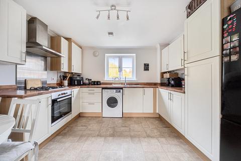 undefined, Furlonger Place, Liphook GU30