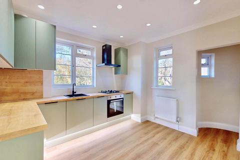 2 bedroom apartment for sale, Shepherds Hill, London N6