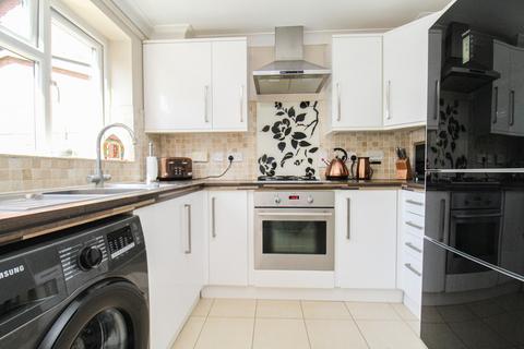 3 bedroom semi-detached house for sale, Taylor Close, Southampton SO19