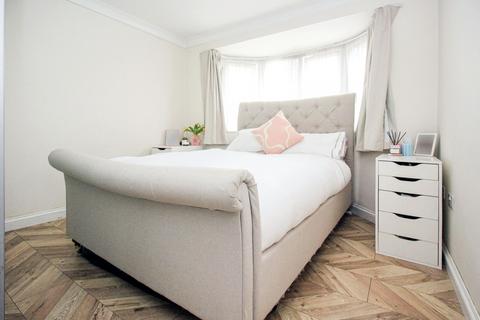 undefined, 442 Portsmouth Road, Southampton SO19
