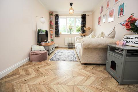 undefined, 442 Portsmouth Road, Southampton SO19