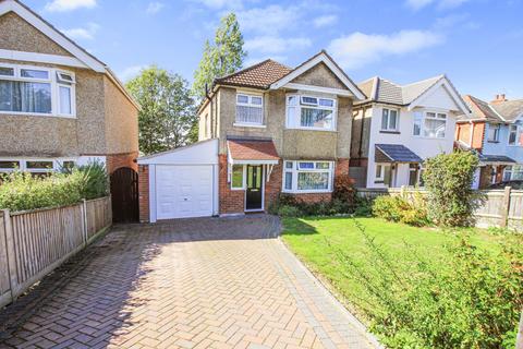 3 bedroom detached house for sale, Cross Road, Hampshire SO19
