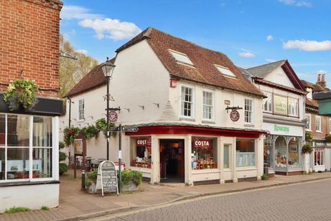 undefined, High Street, Southampton SO32
