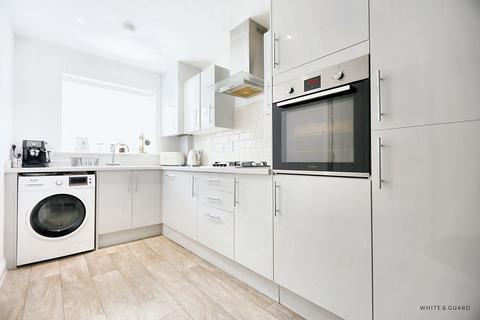 2 bedroom semi-detached house for sale, Mead Lane, Eastleigh SO50