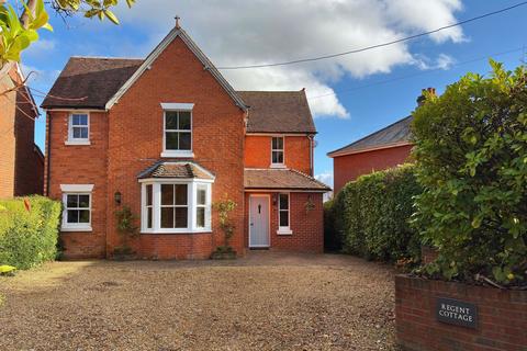4 bedroom detached house for sale, Beeches Hill, Southampton SO32
