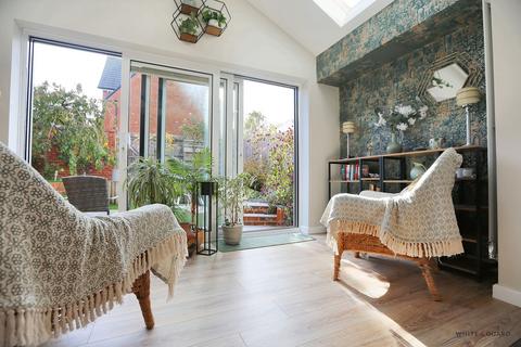3 bedroom semi-detached house for sale, Savernake Way, Eastleigh SO50