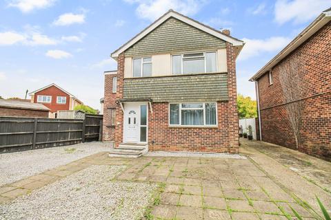 4 bedroom detached house for sale, Magpie Gardens, Southampton SO19