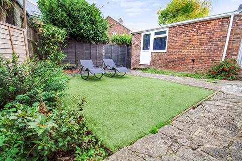 4 bedroom detached house for sale, Magpie Gardens, Southampton SO19