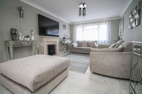 4 bedroom detached house for sale, Magpie Gardens, Southampton SO19