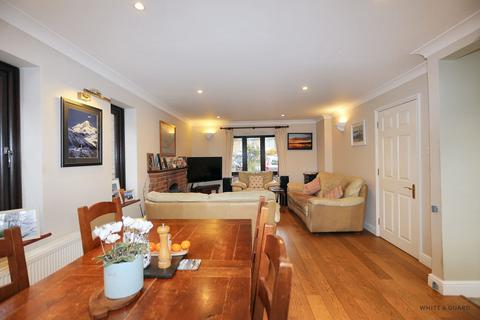 4 bedroom detached house for sale, Upham Street, Southampton SO32