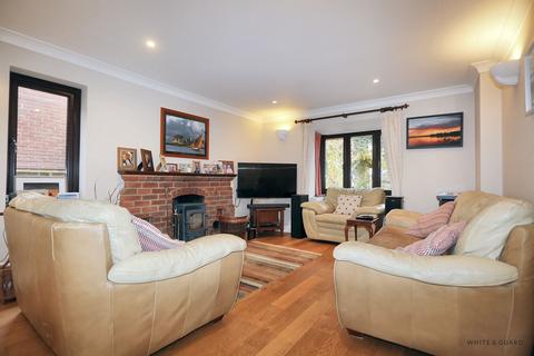 4 bedroom detached house for sale, Upham Street, Southampton SO32