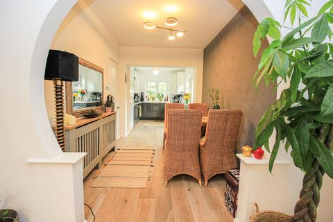 undefined, Dell Road, Southampton SO18