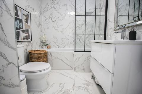 undefined, Dell Road, Southampton SO18