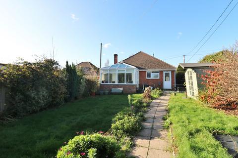 2 bedroom detached bungalow for sale, Hobb Lane, Southampton SO30