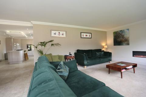 4 bedroom detached house for sale, Botley Road, Eastleigh SO50