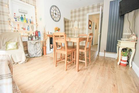 3 bedroom house for sale, Dell Road, Southampton SO18