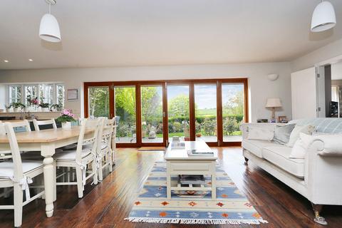 undefined, High Street, Southampton SO32