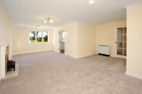 undefined, Den Crescent, Royal Court Den Crescent, TQ14