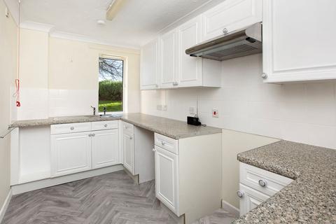 undefined, Den Crescent, Royal Court Den Crescent, TQ14