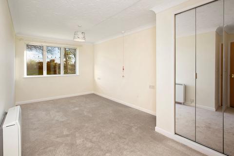 undefined, Den Crescent, Royal Court Den Crescent, TQ14
