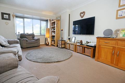undefined, Linden Close, Southampton SO32