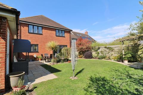 4 bedroom detached house for sale, Vantage Copse, Southampton SO31