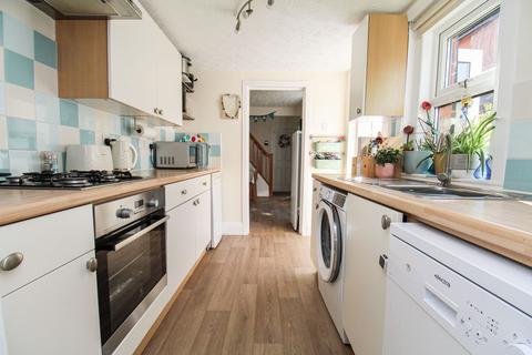 3 bedroom semi-detached house for sale - Brook Road, Southampton SO18