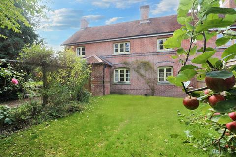 4 bedroom semi-detached house for sale, Police Station Lane, Southampton SO32