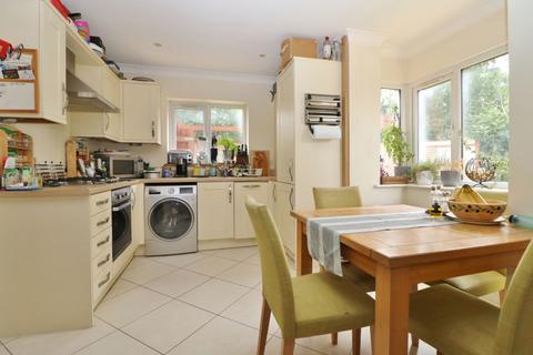 undefined, Dodwell Lane, Southampton SO31
