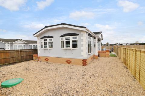 2 bedroom mobile home for sale, Bay Farm, Grange Road, Southampton SO31