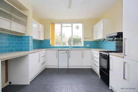 3 bedroom detached house for sale, Bitterne Crescent, Southampton SO19