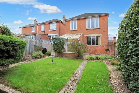3 bedroom detached house for sale, Bitterne Crescent, Southampton SO19