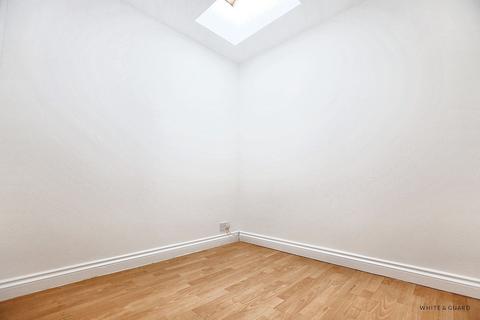 undefined, Fair Oak Road, Eastleigh SO50