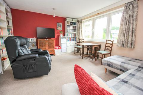 2 bedroom maisonette for sale, Wavell Road, Southampton SO18