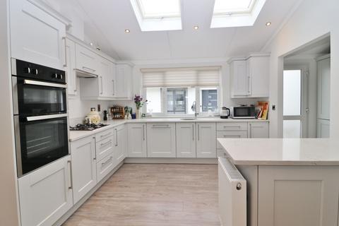 undefined, Satchell Lane, Southampton SO31